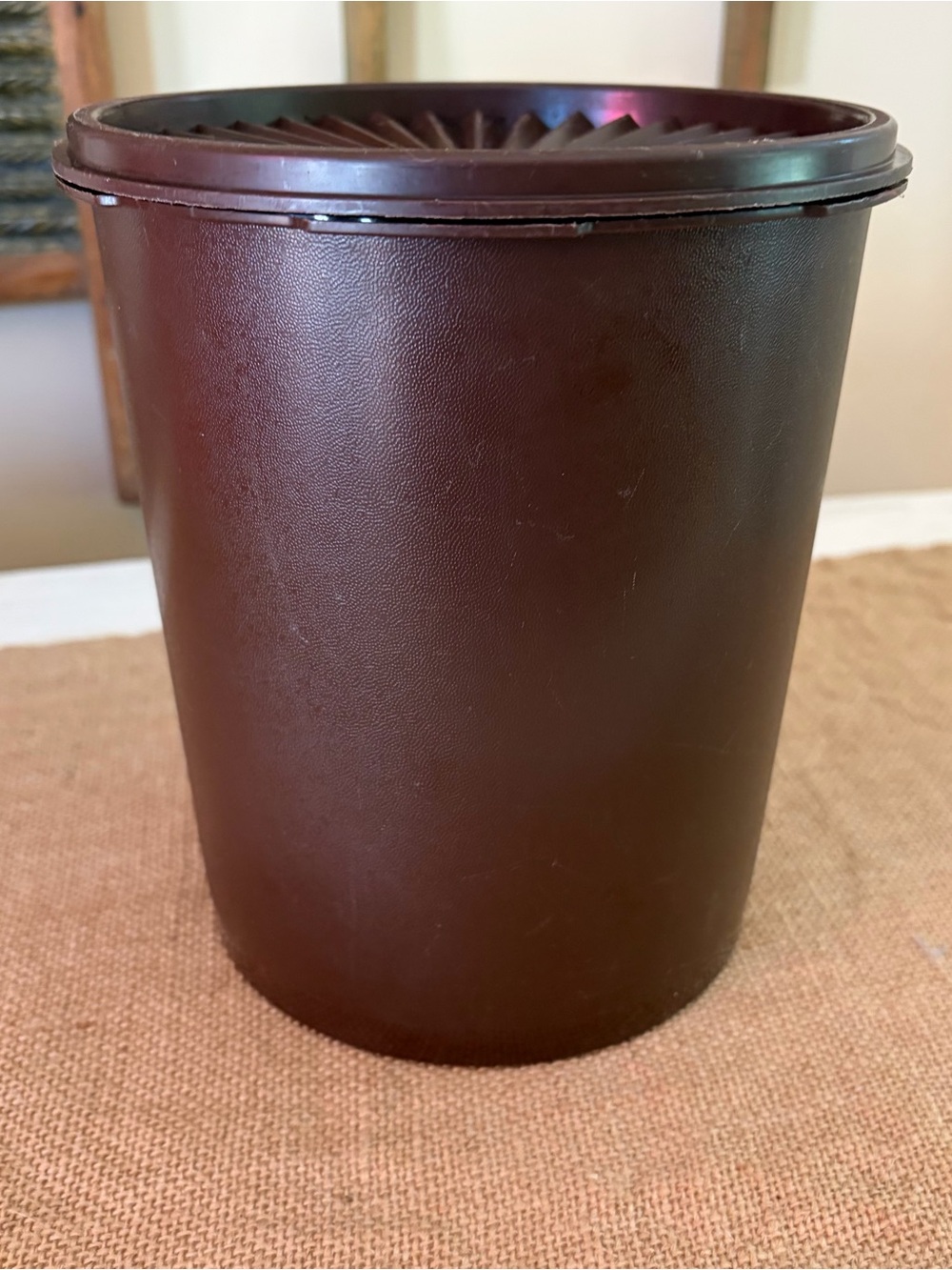 Vintage Tupperware Servalier Brown Mushroom Pattern Canister🍄❤️ - Picture 7 of 11